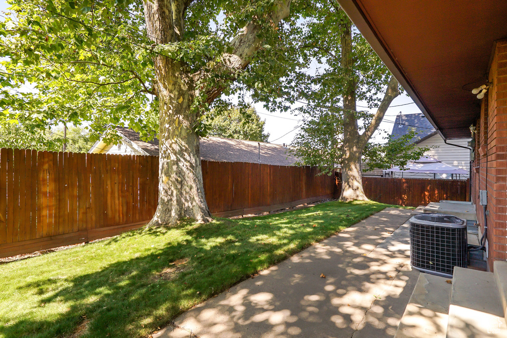 Photo 25 for MLS #2112402 at 3715 Van Buren Ave