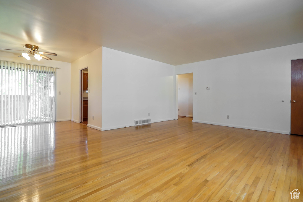 Photo 7 for MLS #2112402 at 3715 Van Buren Ave