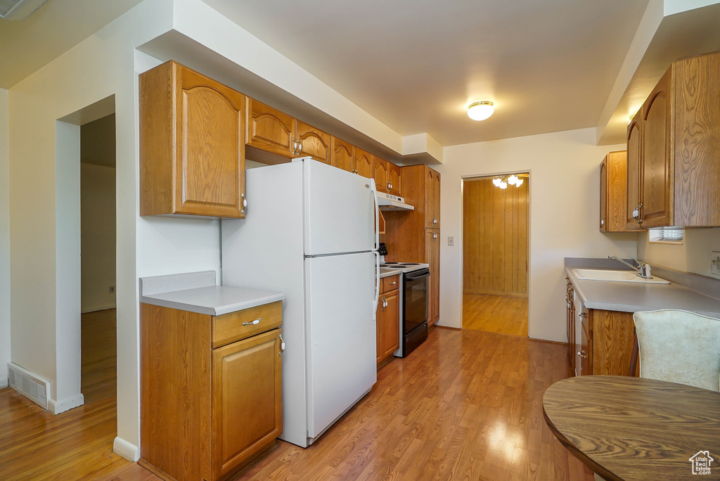 Photo 12 for MLS #2112402 at 3715 Van Buren Ave