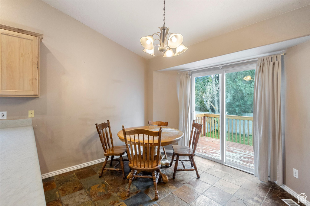 Photo 9 for MLS #2112421 at 1768 E Dove Way