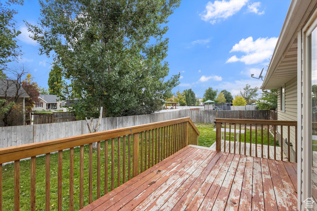 Photo 28 for MLS #2112421 at 1768 E Dove Way