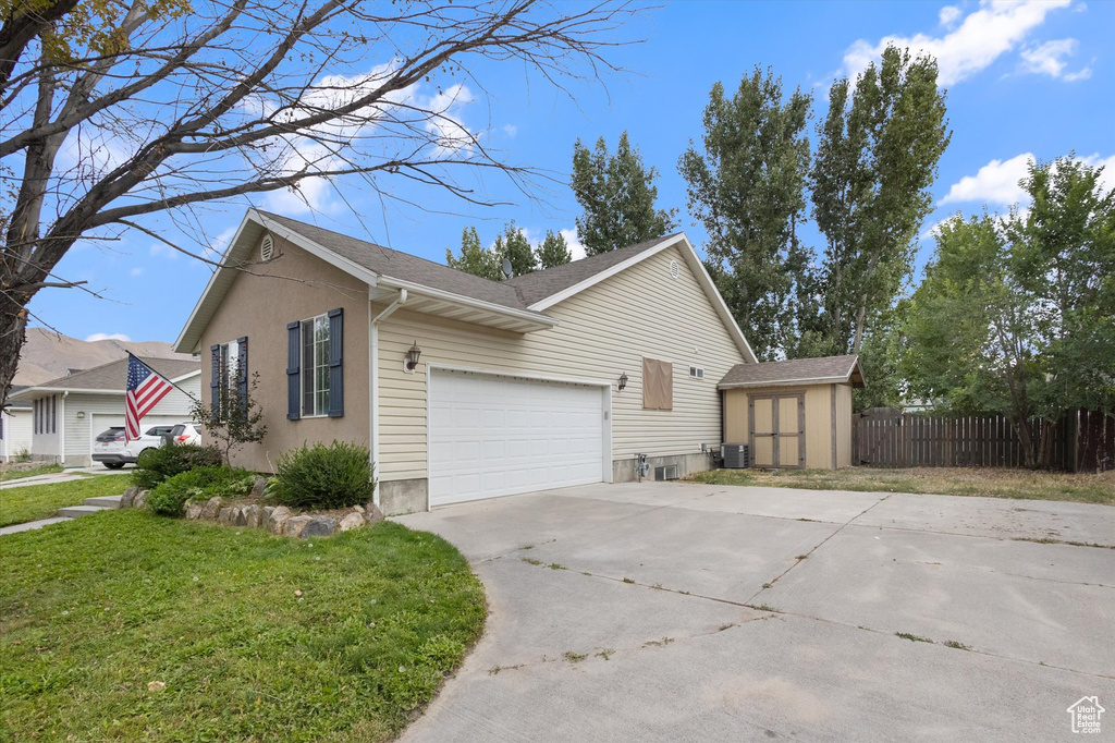 Photo 35 for MLS #2112421 at 1768 E Dove Way