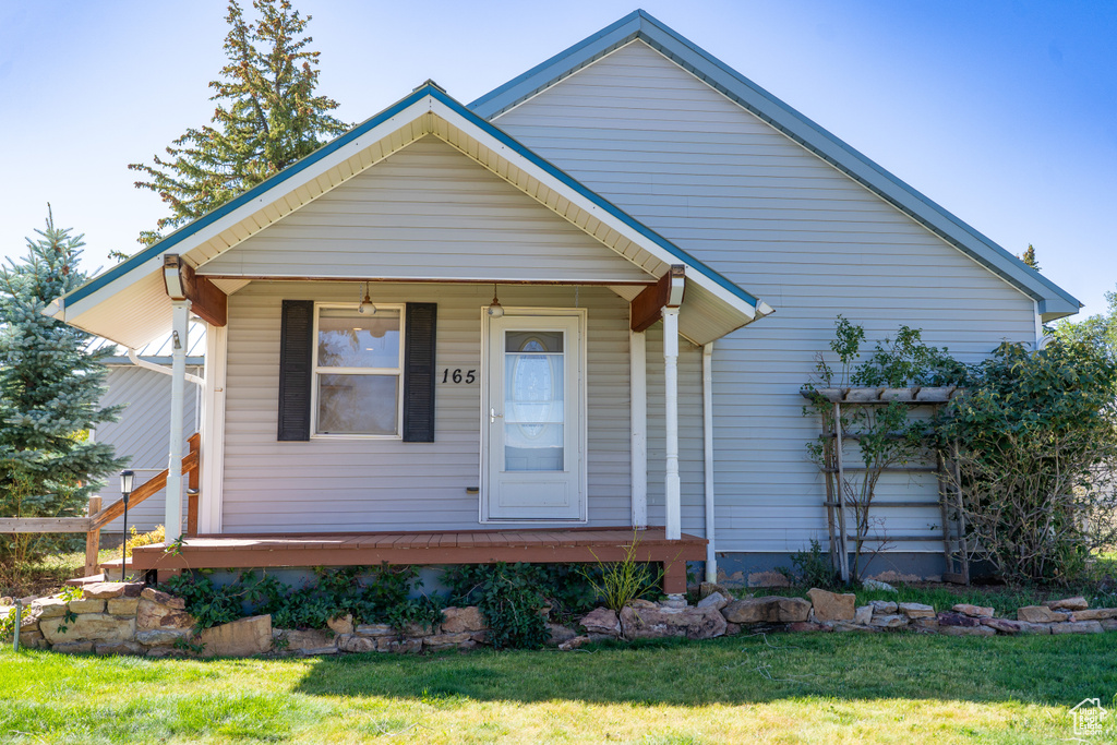 Photo 3 for MLS #2112423 at 165 W 100 North