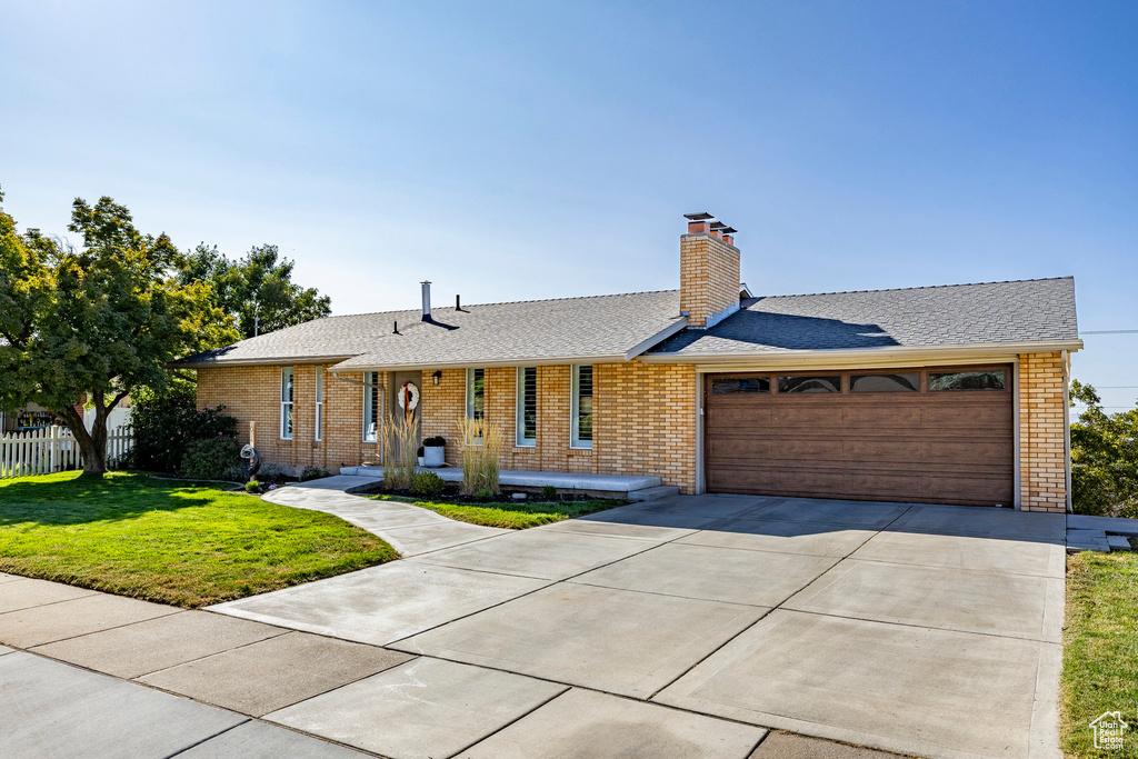 Photo 2 for MLS #2112443 at 2024 S Bonneview Dr
