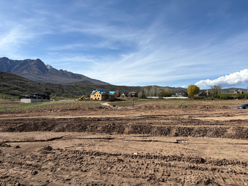6734 N 5200 W Mountain Green, UT 84050