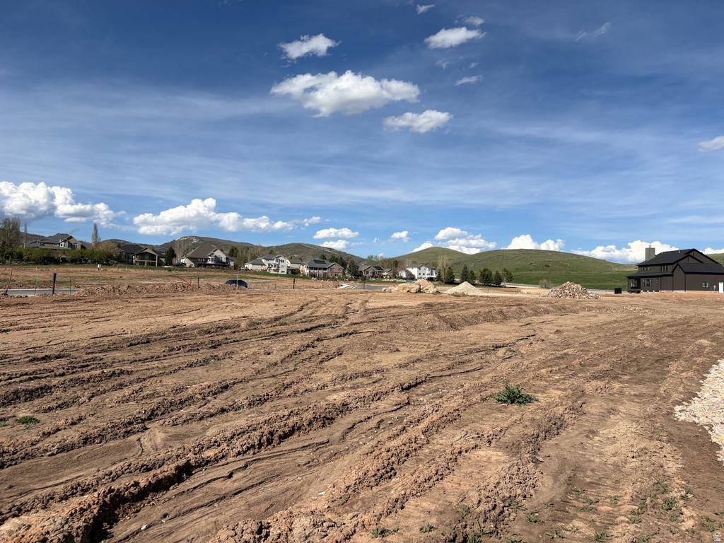 6734 N 5200 W Mountain Green, UT 84050