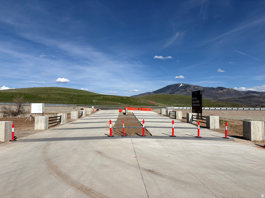 6758 N 5200 W Mountain Green, UT 84050