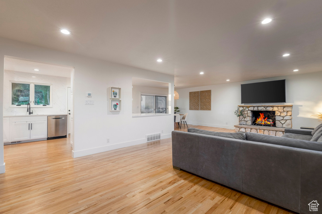 833 E 16TH AVE Salt Lake City, UT 84103