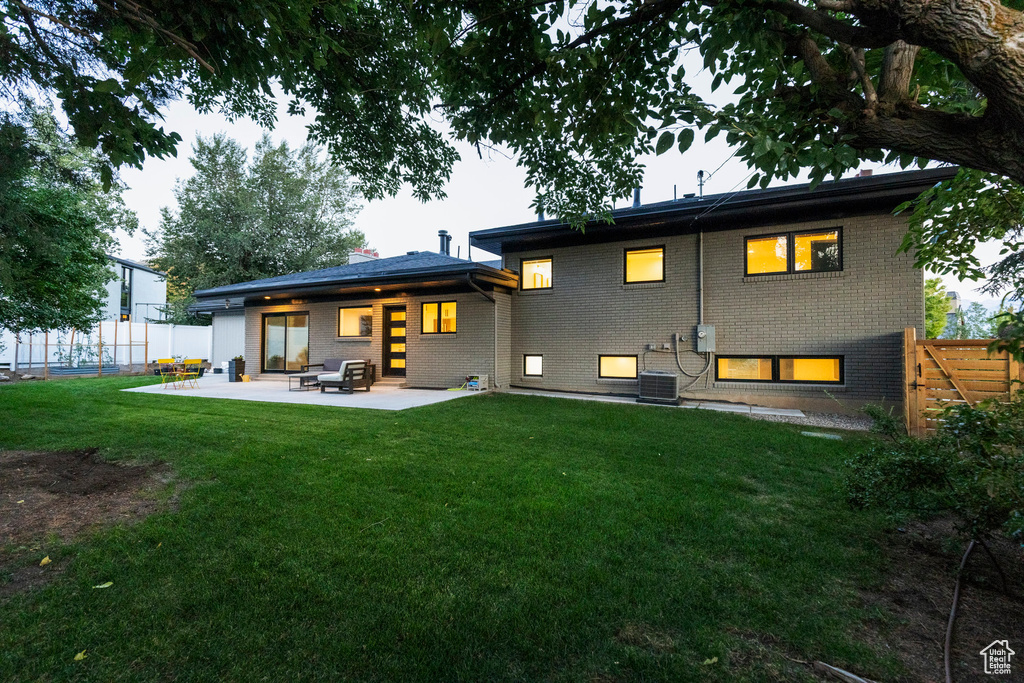 833 E 16TH AVE Salt Lake City, UT 84103