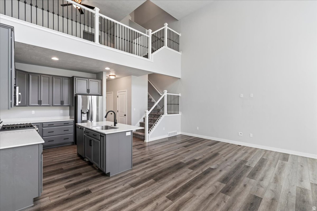 15123 S REINS WAY Bluffdale, UT 84065