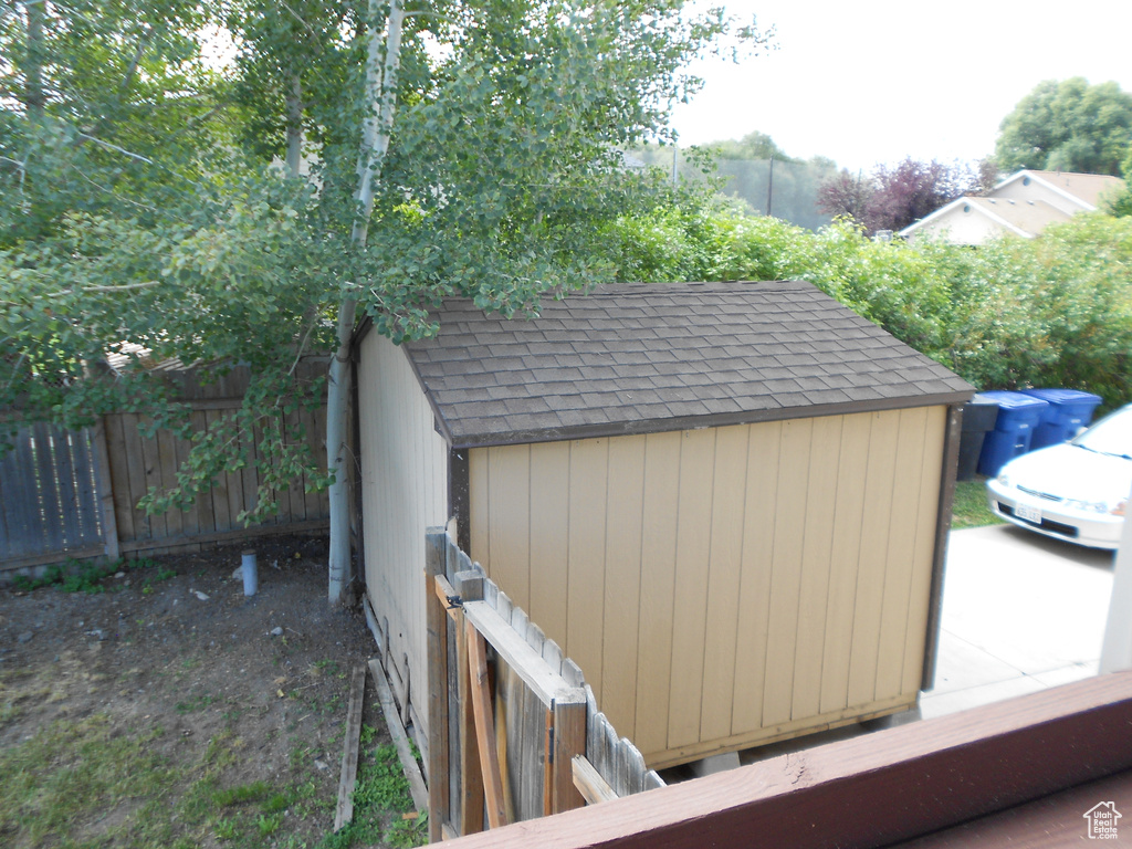 Photo 7 for MLS #2112480 at 874 Riverwood Dr