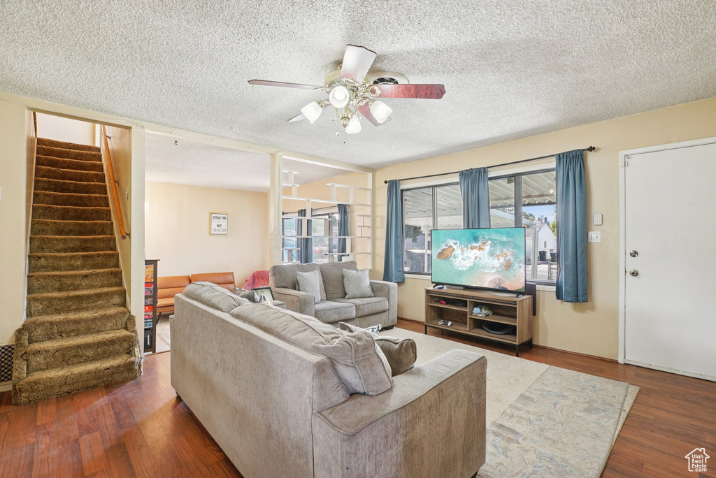 Photo 7 for MLS #2112483 at 124 N 1st St