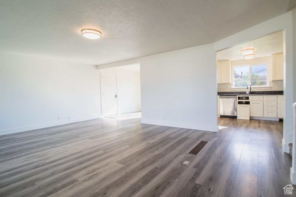 Photo 14 for MLS #2112484 at 177 S 200 East