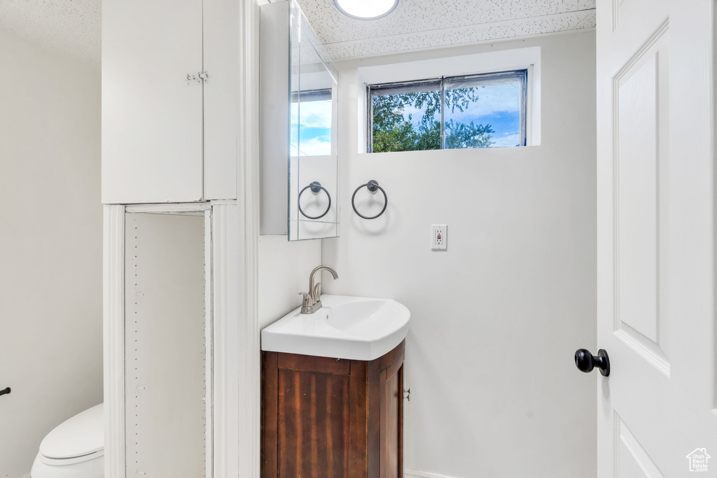 748 W 1400 S Woods Cross, UT 84087