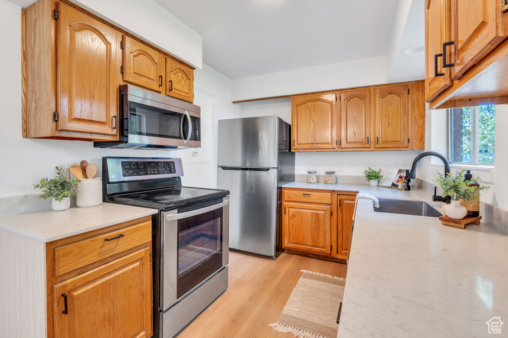 748 W 1400 S Woods Cross, UT 84087