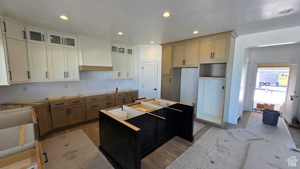 2508 W 3000 N Farr West, UT 84404