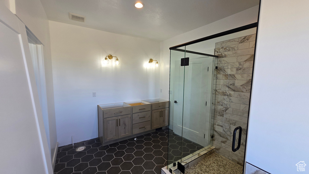 2508 W 3000 N Farr West, UT 84404