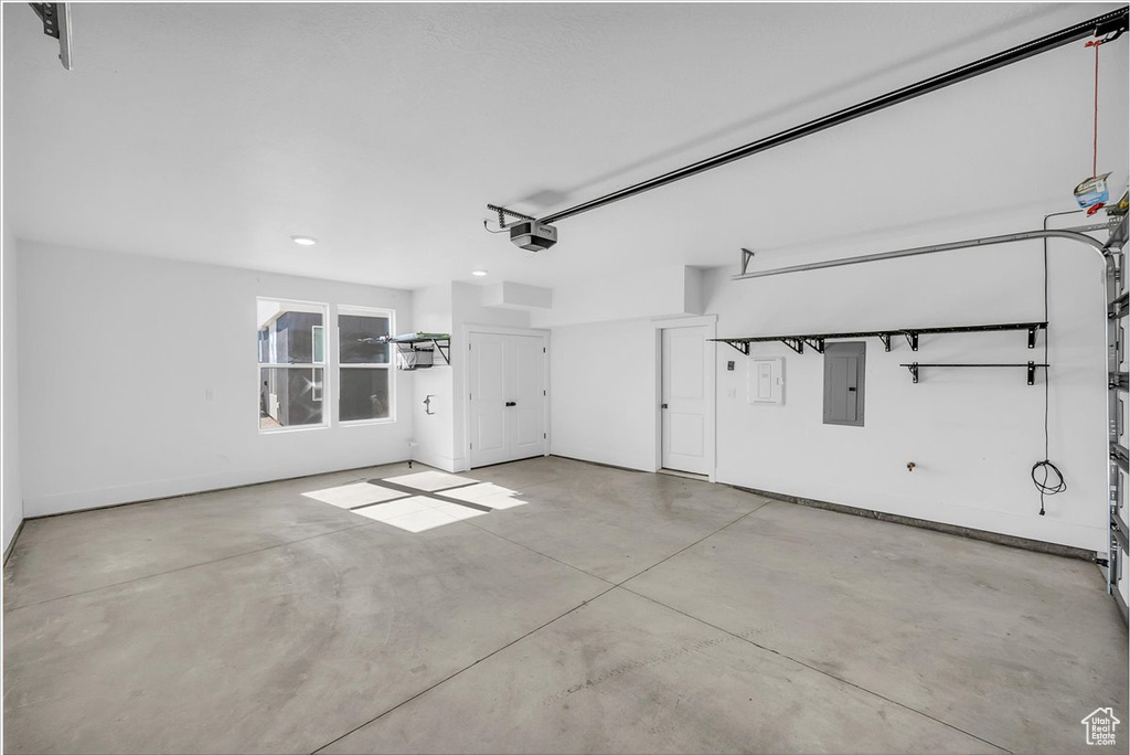 Photo 15 for MLS #2112506 at 653 W Rosa Ln