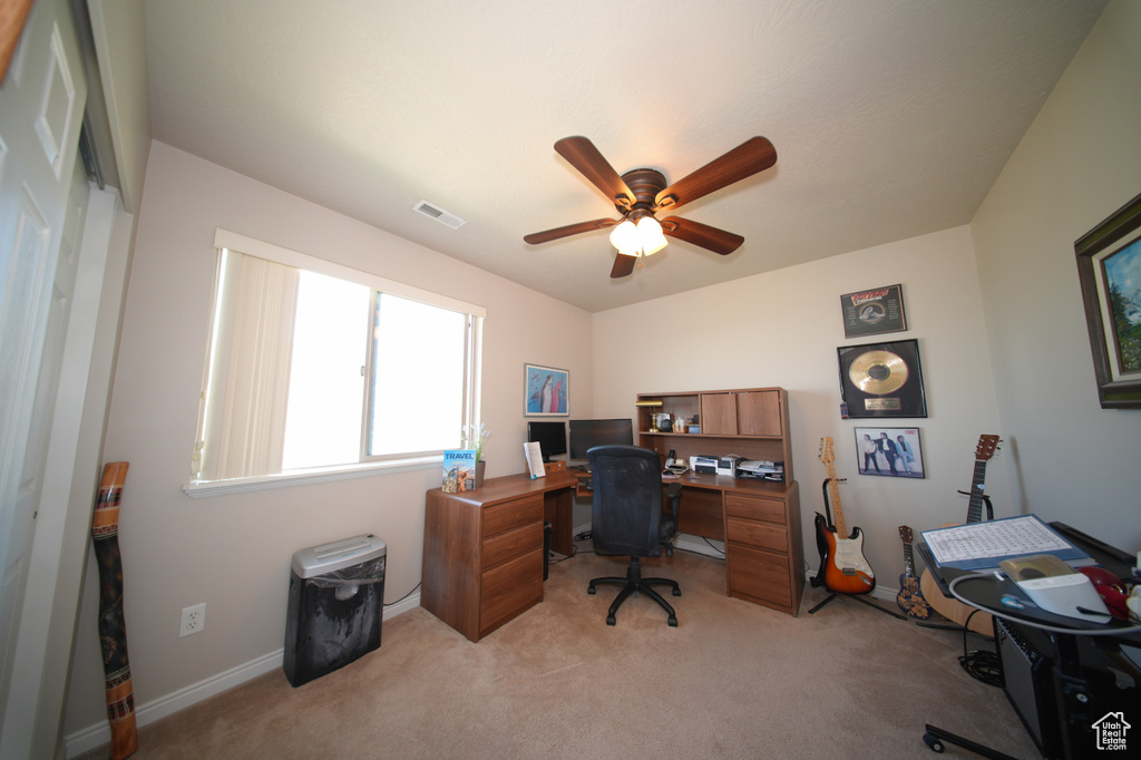 15057 S WINGED BLUFF LN Draper (UT Cnty), UT 84020