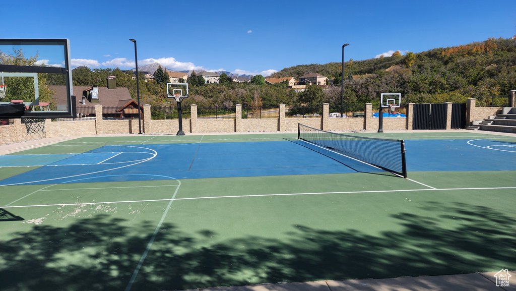 15057 S WINGED BLUFF LN Draper (UT Cnty), UT 84020