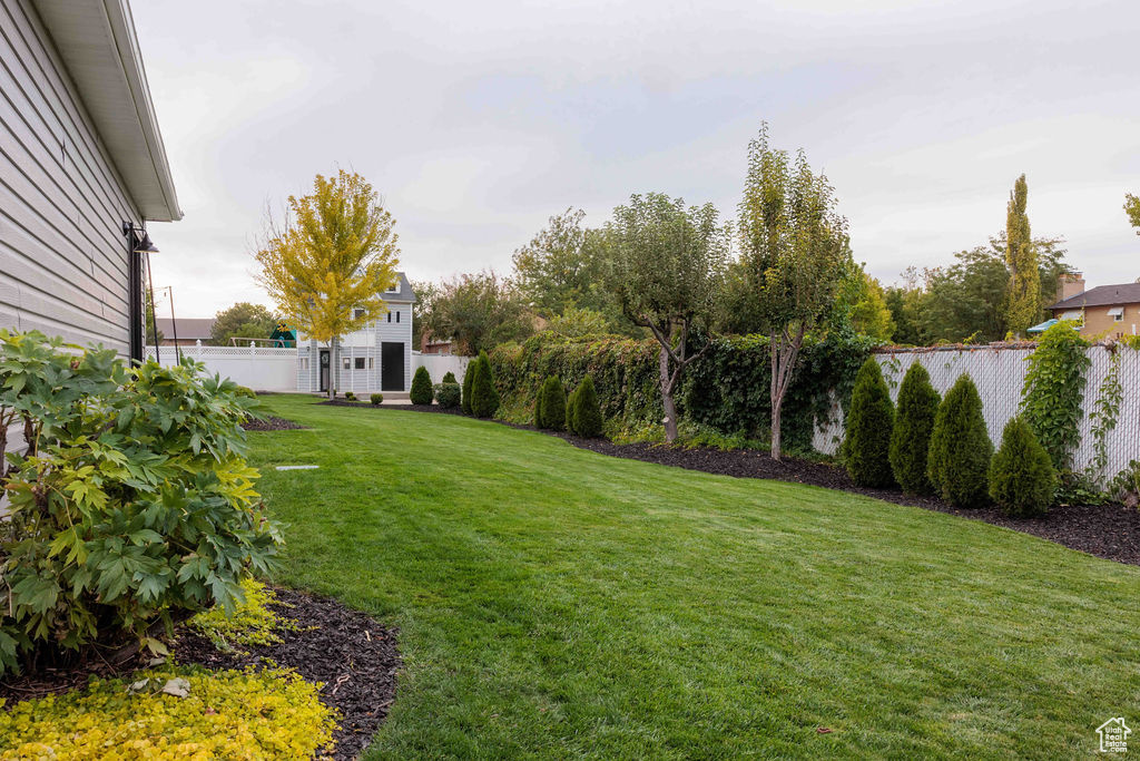 9389 S CAMEO PARK CIR South Jordan, UT 84095