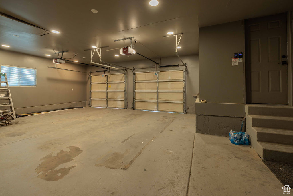 9389 S CAMEO PARK CIR South Jordan, UT 84095
