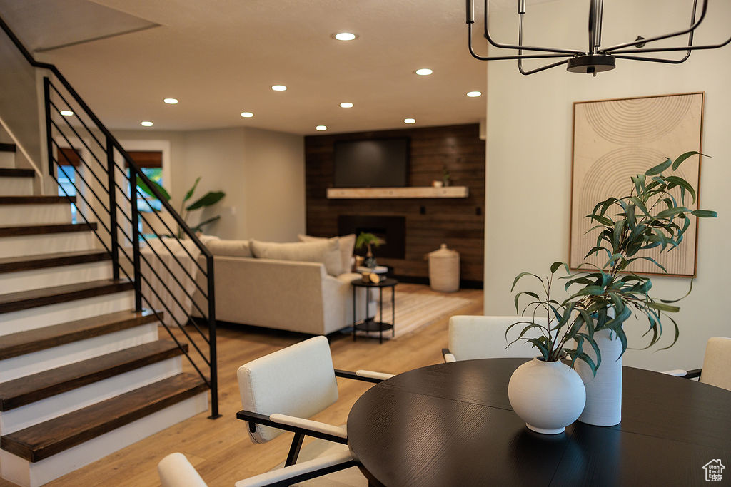 9389 S CAMEO PARK CIR South Jordan, UT 84095