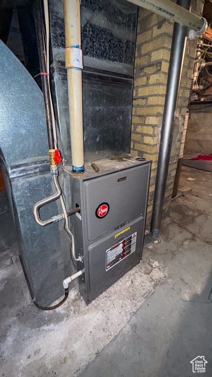 590 PARKWAY ST East Carbon, UT 84520