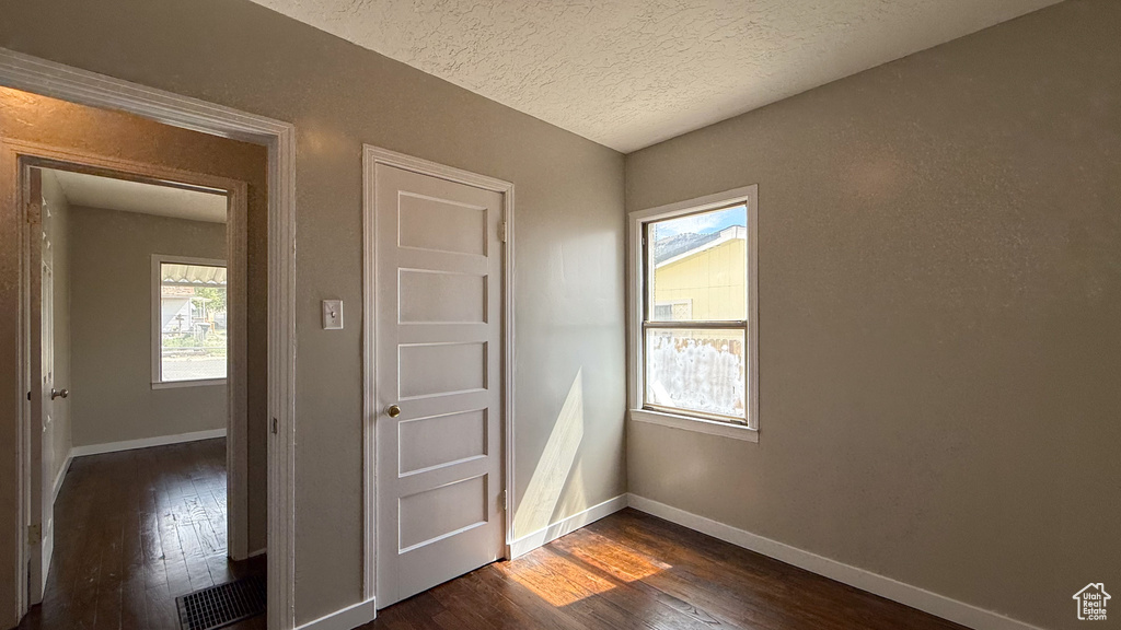 590 PARKWAY ST East Carbon, UT 84520