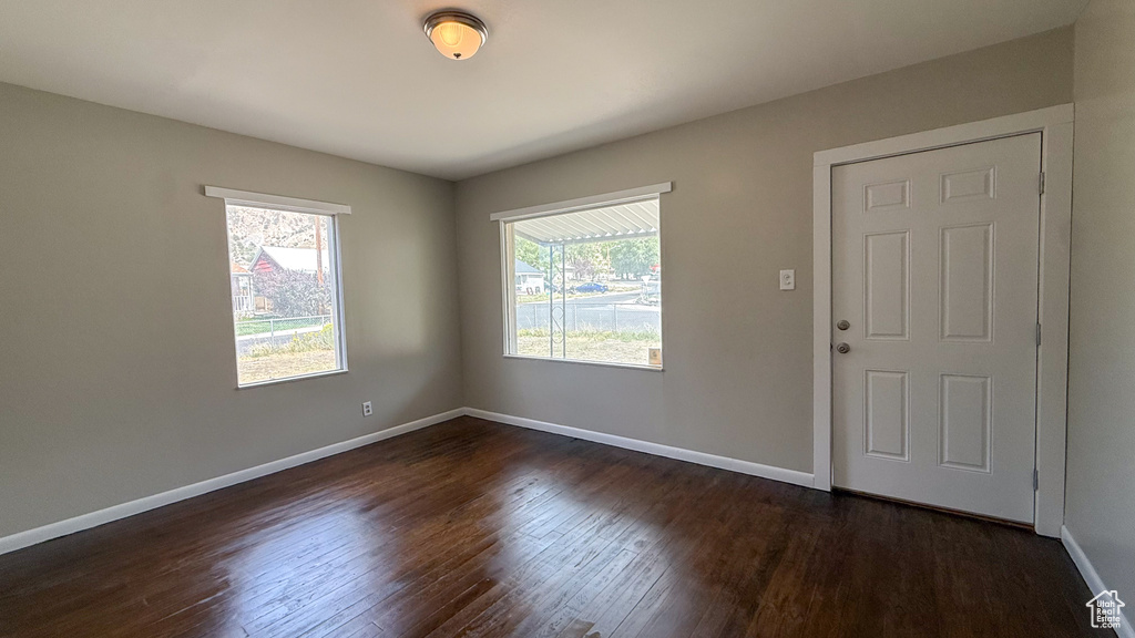 590 PARKWAY ST East Carbon, UT 84520