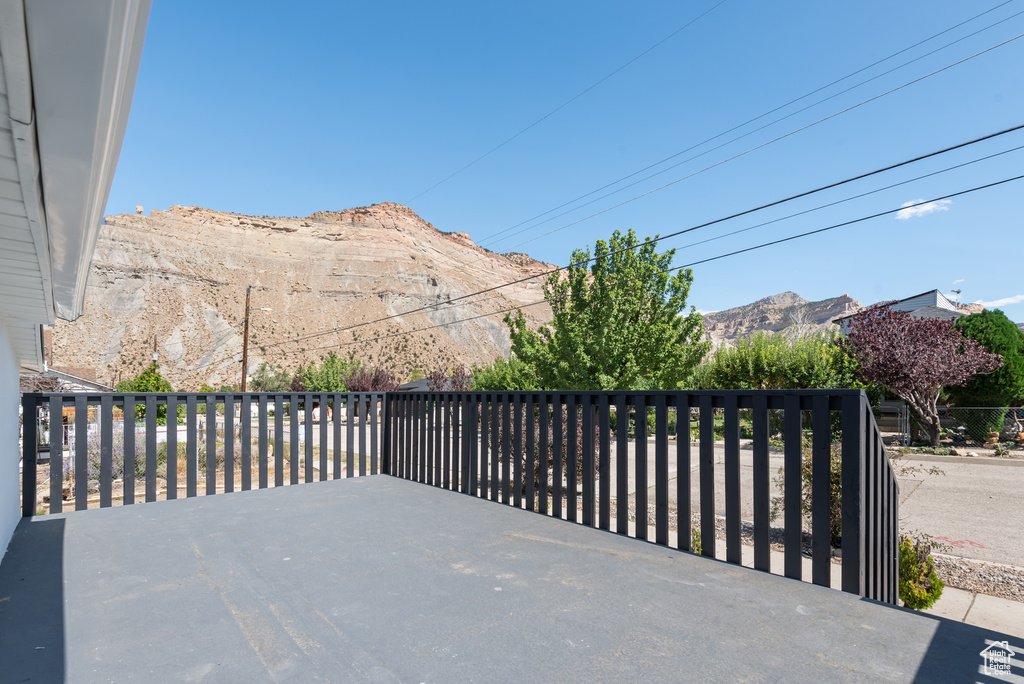 Photo 26 for MLS #2112533 at 156 Duchesne St