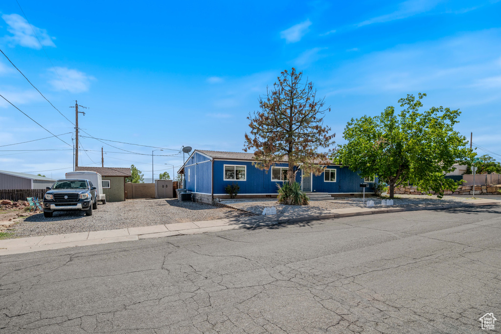 Photo 2 for MLS #2112539 at 524 E Bulloch St