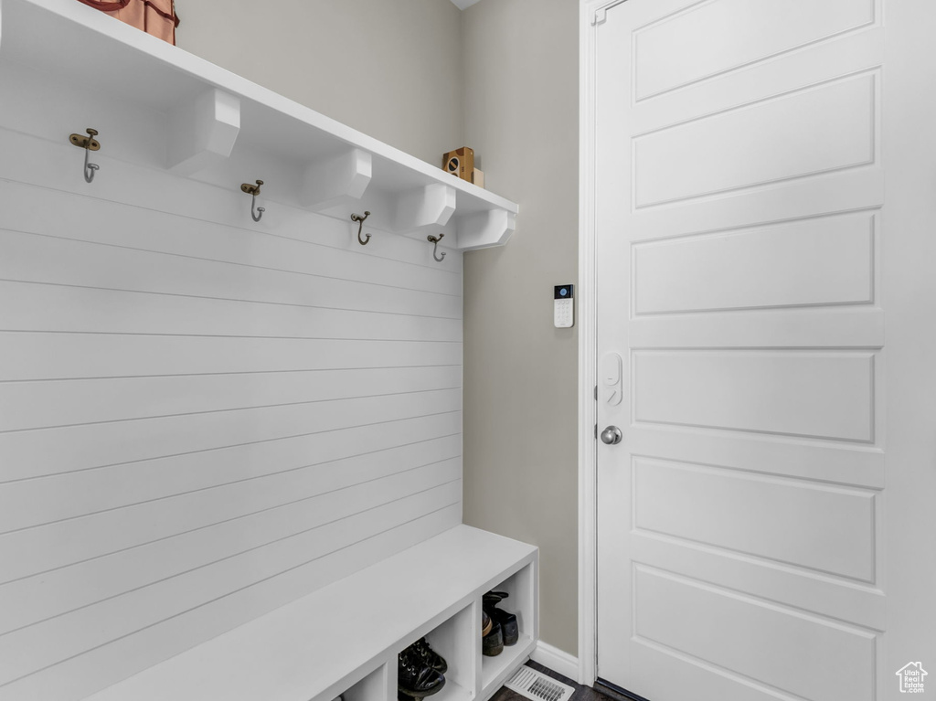 9729 S KAMARI DR South Jordan, UT 84095