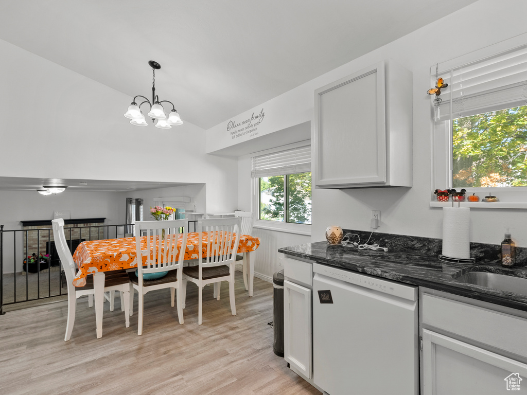 Photo 11 for MLS #2112542 at 3978 W Marlis Cir