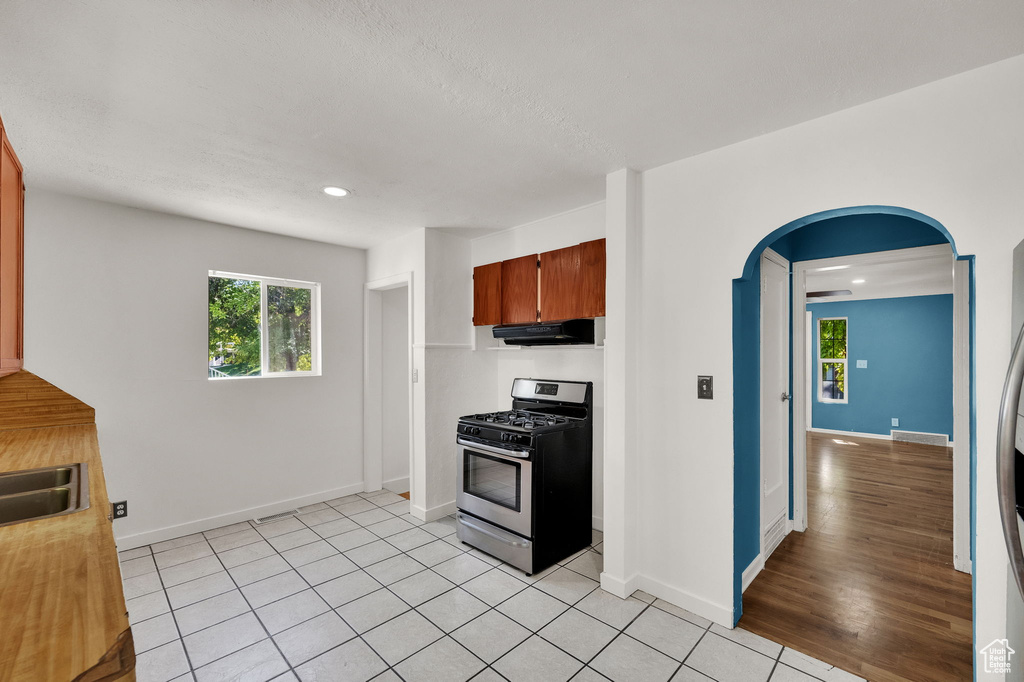 Photo 11 for MLS #2112546 at 244 E 40 South