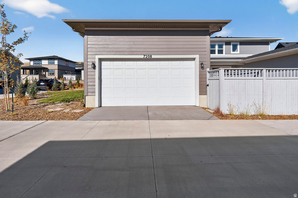 7208 S SAGE RUN RD West Jordan, UT 84081