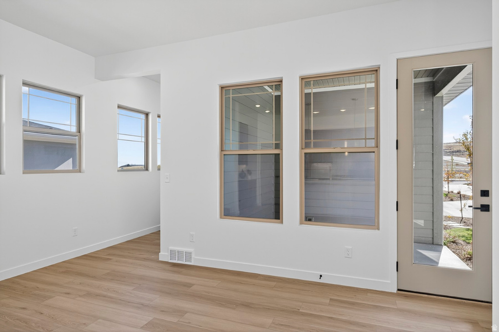 7208 S SAGE RUN RD West Jordan, UT 84081