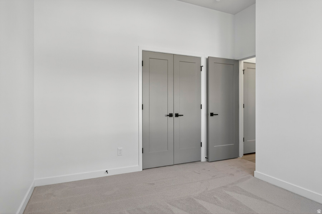 7208 S SAGE RUN RD West Jordan, UT 84081