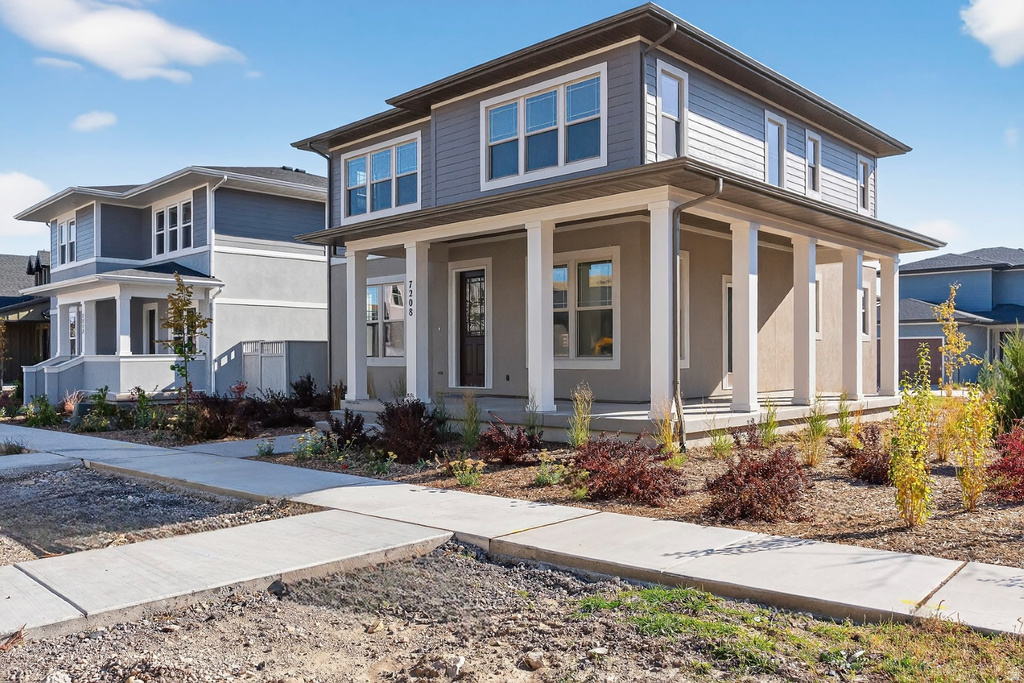 7208 S SAGE RUN RD West Jordan, UT 84081