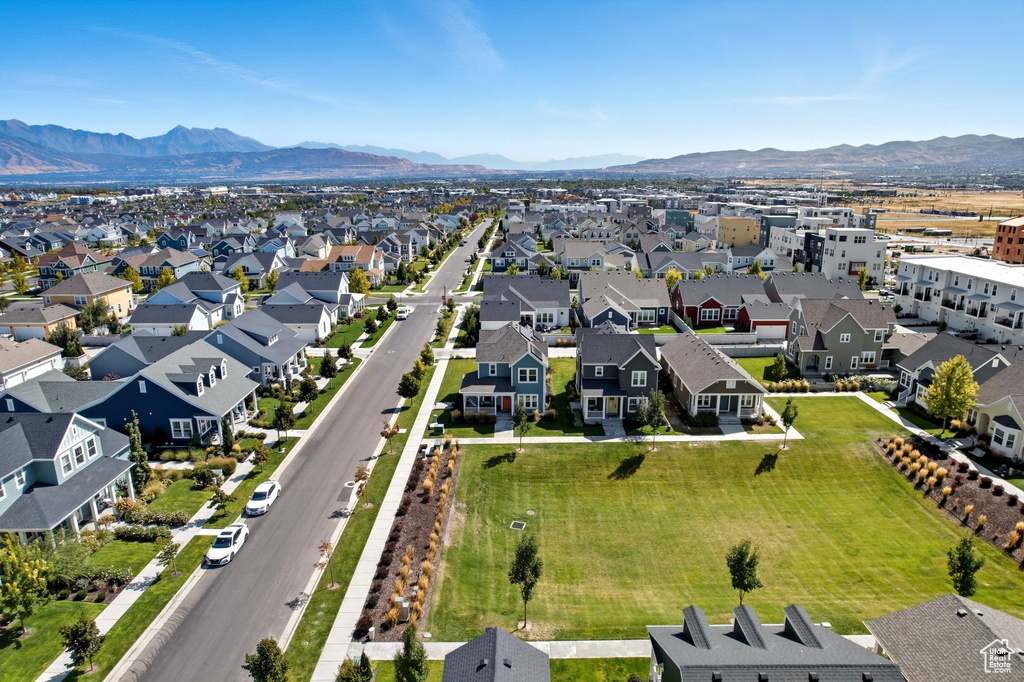 10904 S GRESHAM DR South Jordan, UT 84009