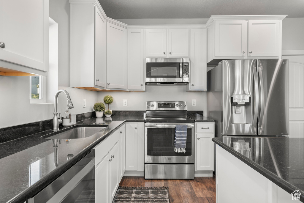 10904 S GRESHAM DR South Jordan, UT 84009