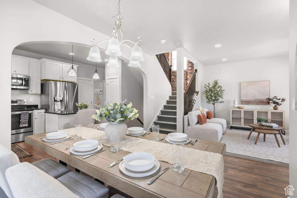 10904 S GRESHAM DR South Jordan, UT 84009