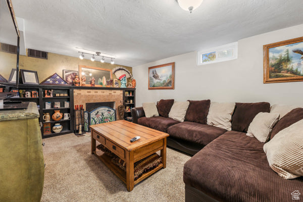 81 S 100 W Tooele, UT 84074