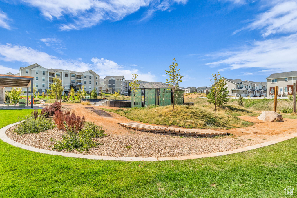 Photo 30 for MLS #2112570 at 14643 S Mckellen Dr #D303