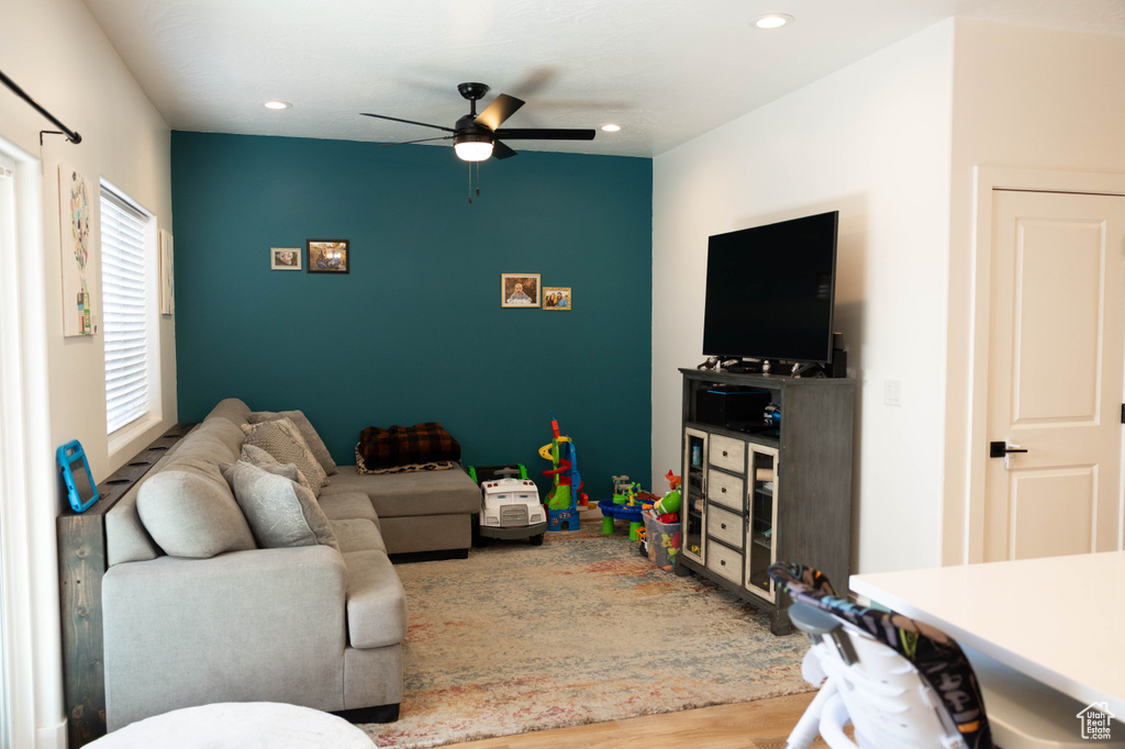 Photo 8 for MLS #2112576 at 686 N 275 West #1