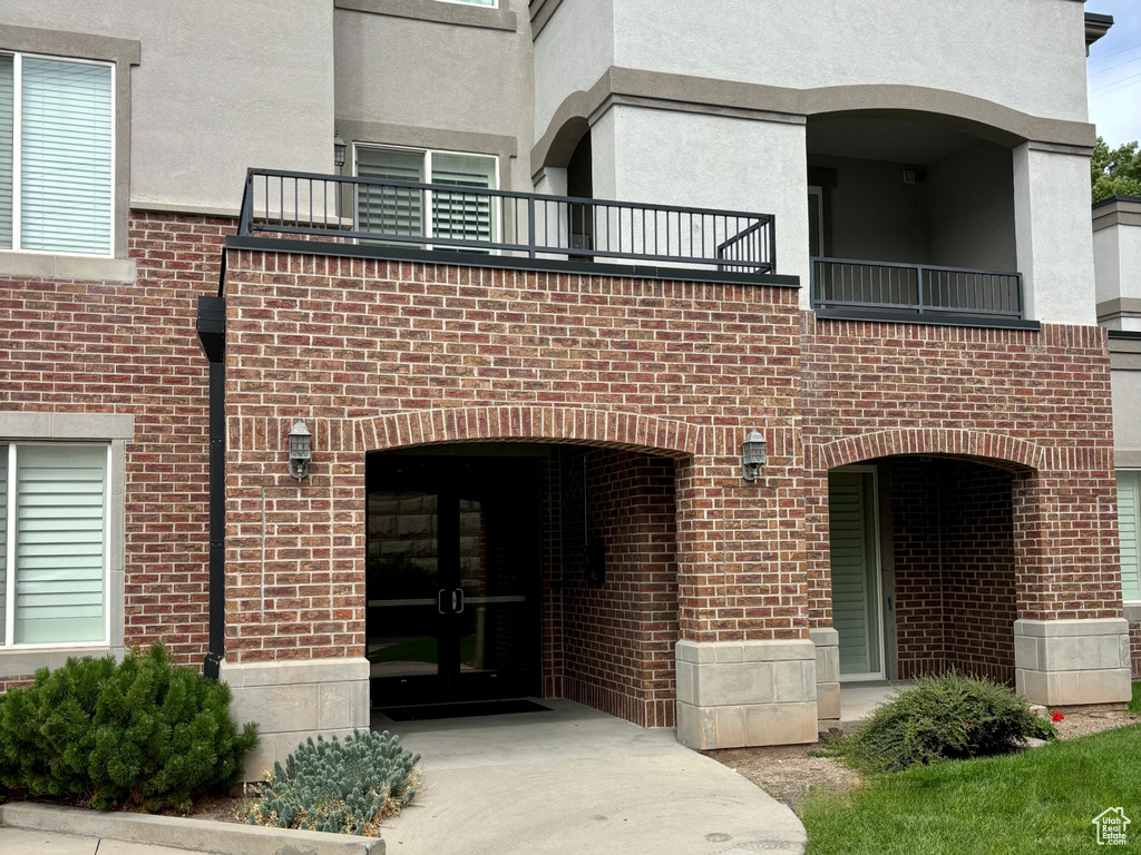 2665 PARLEYS WAY #111 Salt Lake City, UT 84109