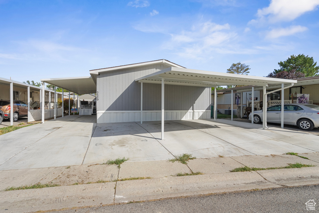 Photo 3 for MLS #2112589 at 3529 Mira Loma St