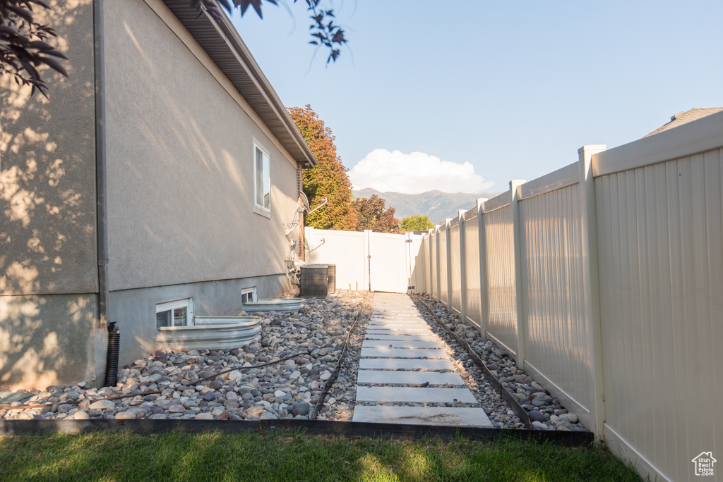 37 N SWIFT CREEK DR Layton, UT 84041