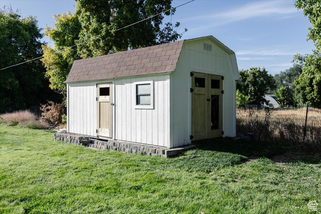 460 S CENTER ST Hyrum, UT 84319