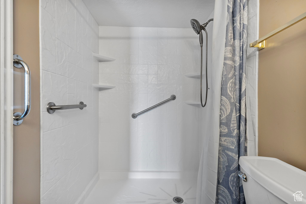 5573 S 2150 W Roy, UT 84067